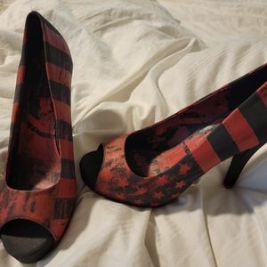 Avril Lavigne Abby Dawn High Heels.  Excellent Condition! SZ 9